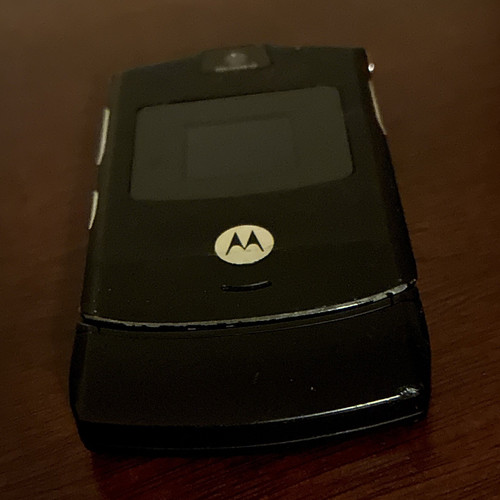 Motorola flipout 64mb black - 64mb,