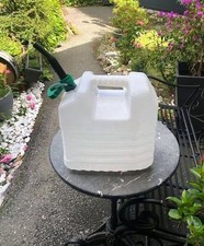 JERRICAN ALIMENTAIRE AVEC BEC