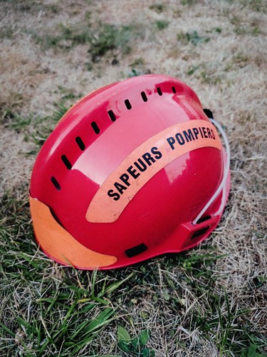 Ancien casque sapeur pompier - ancien,