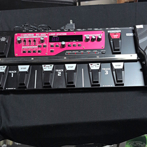 Boss 300 loop station - rc-300,