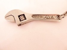 Keychain / Key Ring - WHEEL CLE - ADJUSTABLE WRENCH - TOYS PILEN TOYS TOYS