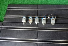 5 moteurs voitures de circuit