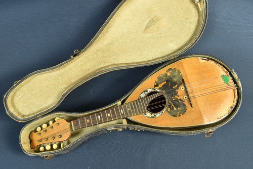 Mandoline vintage 1938