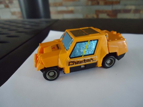 Diaclone change attackers - :, "