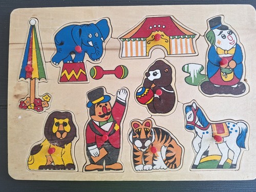 Puzzle sur cirque - sur, le
