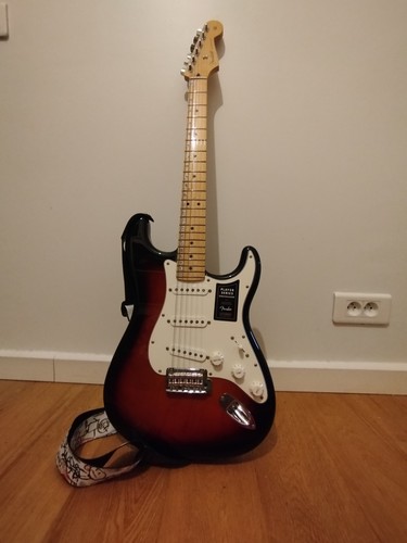 Guitare électrique fender - guitare,