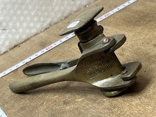 bouchonneuse La Romaine outil