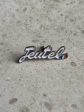 Pin’s Jeutel Logo ••