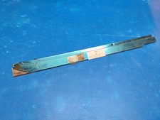 Enjoliveur de longeron