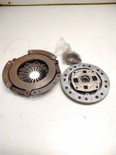 HN60Z2 CLUTCH KIT / VALEO / PRENSA DISCO Y COJINETE / 2680891 FOR NISSAN SUNN