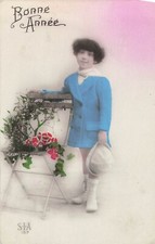 CP PINK GOOD YEAR LITTLE GIRL HAND HAT FLOWERS ON CHAIR - 39728