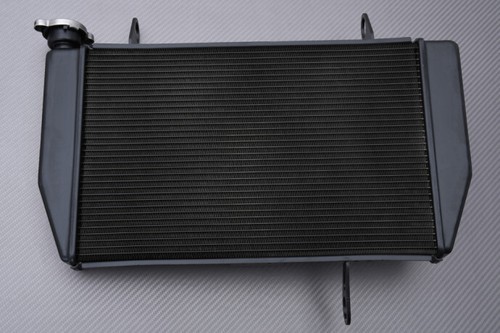 Radiateur eau type - d'eau, origine