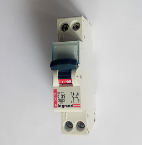 Disjoncteur legrand 32a - disjoncteur,