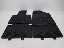 OEM Hyundai Santa Fe 7-passenger 4-piece All Weather Floor Mat Set B8013-ADU00