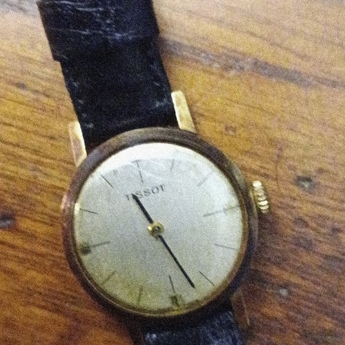 Tissot montre femme analogique