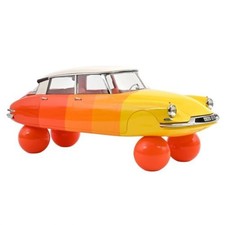 Citroën DS 19 sur boules 1959