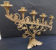 Grand chandelier église style néogothique bronze longueur 48 cms hauteur 41 cms