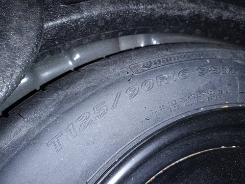 125 pneu rechange - 125/90/16,