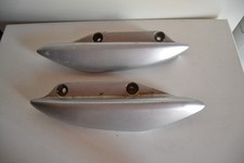 Paire de poignees passager