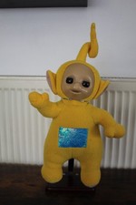 peluche télétubbies Laa-laa