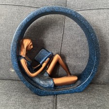 READING GIRL Lady Gold BLUE CIRCLE  STATUE  FIGURINE SCULPTURE RESIN Shelf Desk