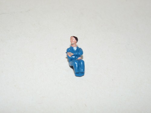 Corgi toys 261 270 figurine - corgi,