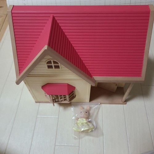 Sylvanian families red - families,