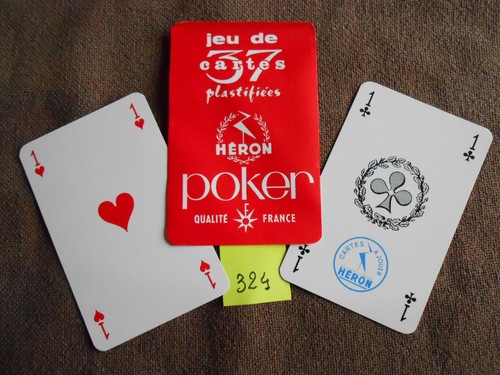 Ancien jeu de cartes - ♣️,