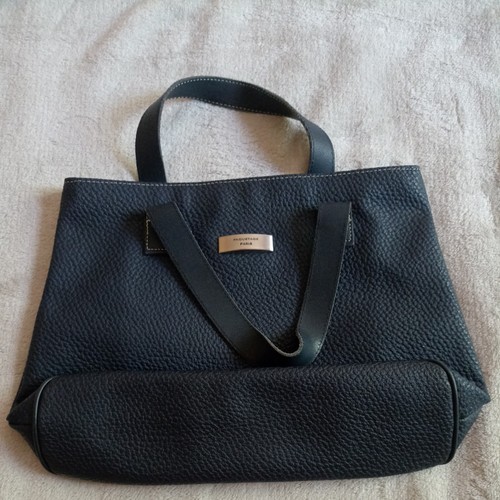 Sac main - à,