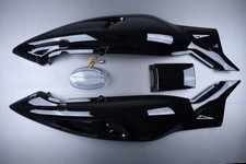 Coque Arrière Noir +Feu Arrière Clair YAMAHA YZF 600 THUNDERCAT 1997-2004