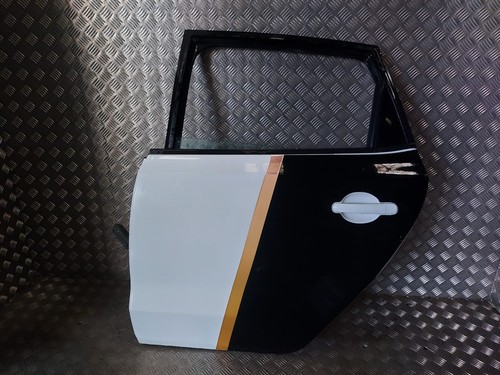 Porte arrière gauche - arrière,