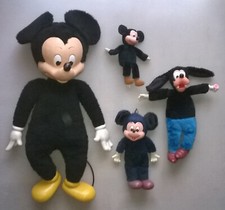 Lot de 4 peluches anciennes " 3 Mickey et 1 Dingo (Goofy) " de Walt DISNEY