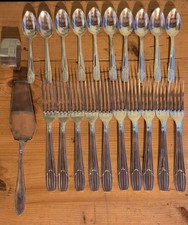 12 COUVERTS A POISSON