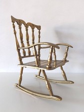 Vintage Figurine Chaise
