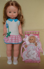 FAMOSA - Poupée habillée