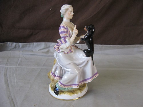 Rare statuette porcelaine - rare, en