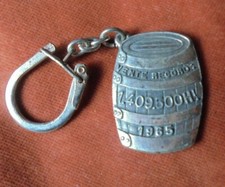 Porte-clés key ring Tonneau