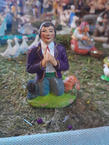 Santons ancien prieur la - à,