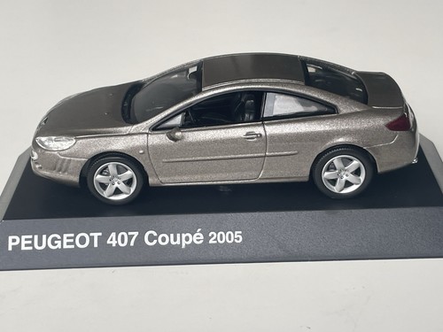 Peugeot 407 coupé - coupé, gris