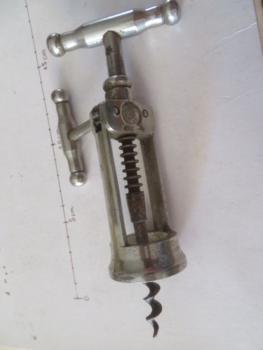 Ancien tire bouchon molette - ancien,