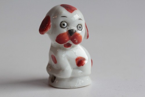 Demi figurine porcelaine - , chien