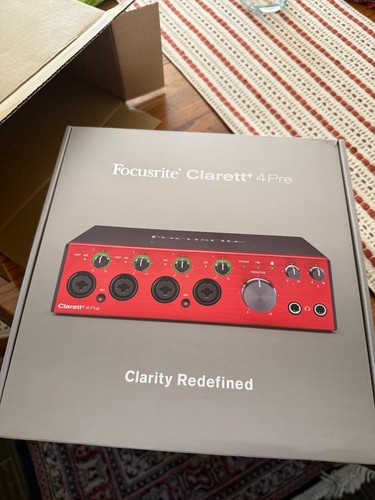 Focusrite clarett 4pre 8 - clarett+,