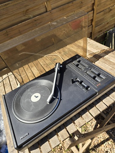 Tourne disque vintage - tourne-disque,