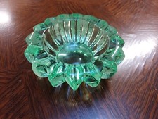Vintage Art Deco Sculpture Signed Pierre D'Avesn Flower Crystal Ashtray 20th Century