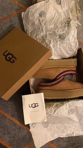 Ugg tazz - (dispo, 38-39)