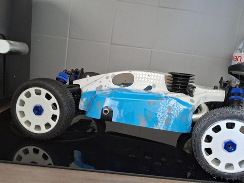 Voiture thermique kyosho - rc,