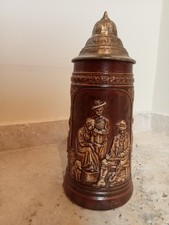 Chope de bière en grès avec