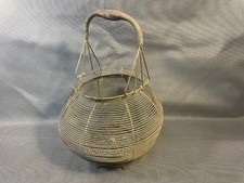 Ancien beau panier à oeufs en