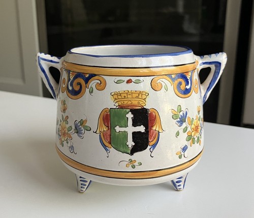 Pot tripode faience - pot,