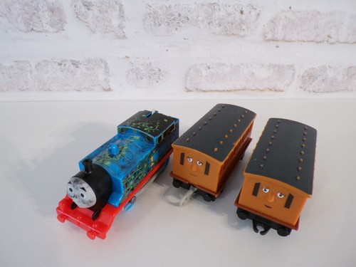 Train thomas jungle wagons - train,